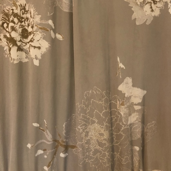 BABATON Aritzia Silk dress - SIZE XS - Picture 5 of 6